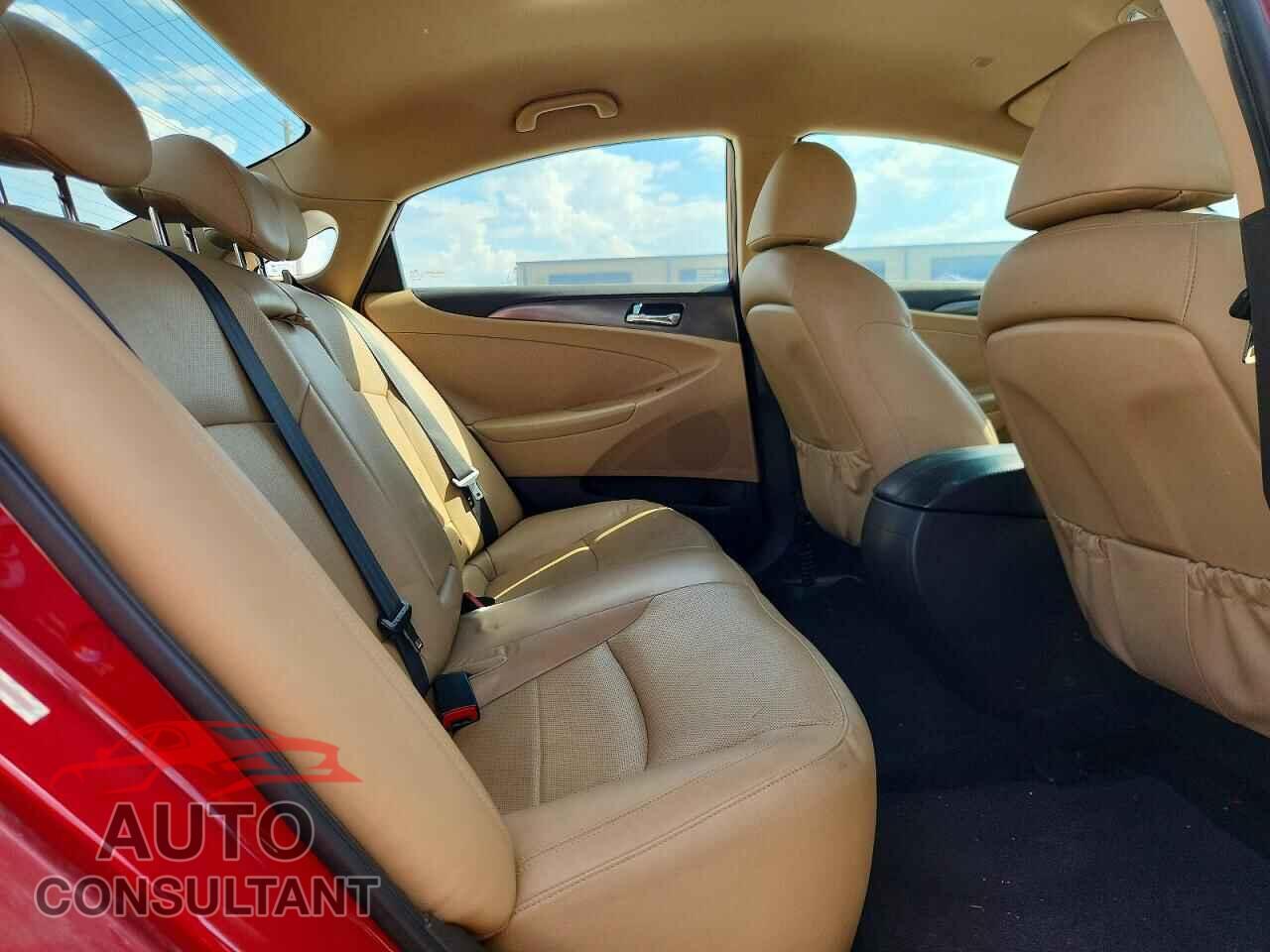 HYUNDAI SONATA 2015 - KMHEC4A4XFA120571
