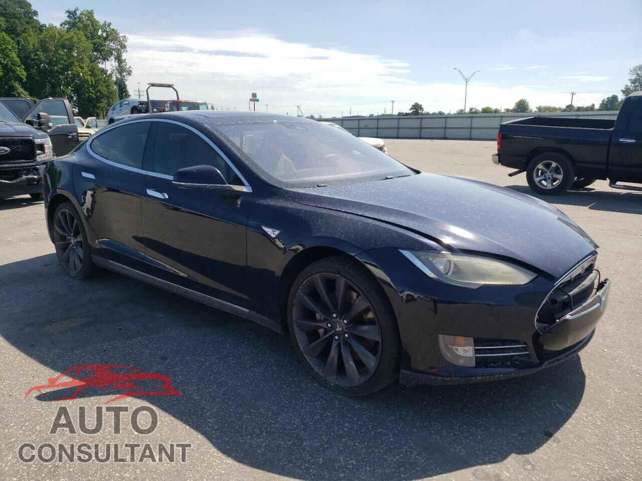 TESLA MODEL S 2014 - 5YJSA1H19EFP61742