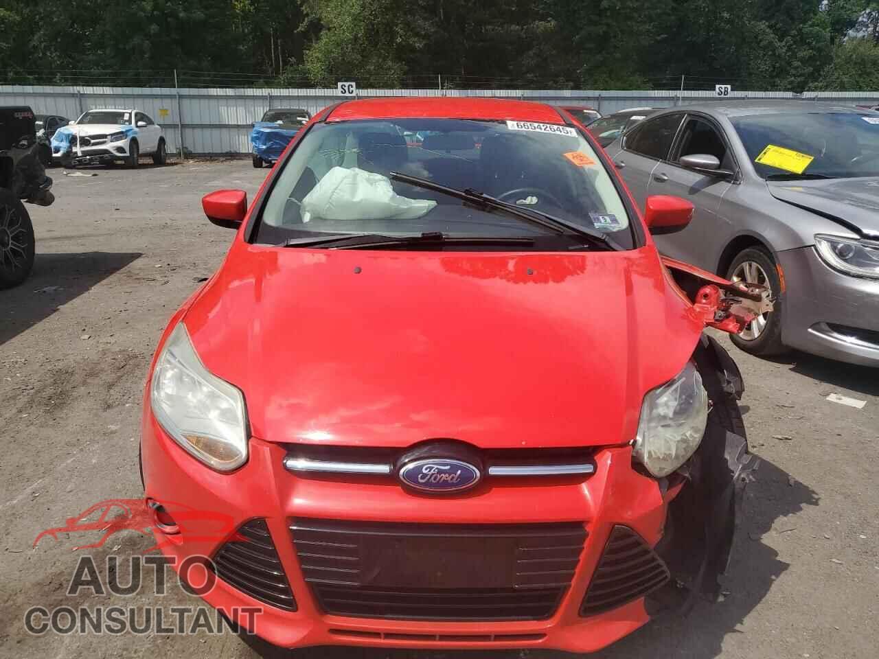 FORD FOCUS 2012 - 1FAHP3F27CL219328