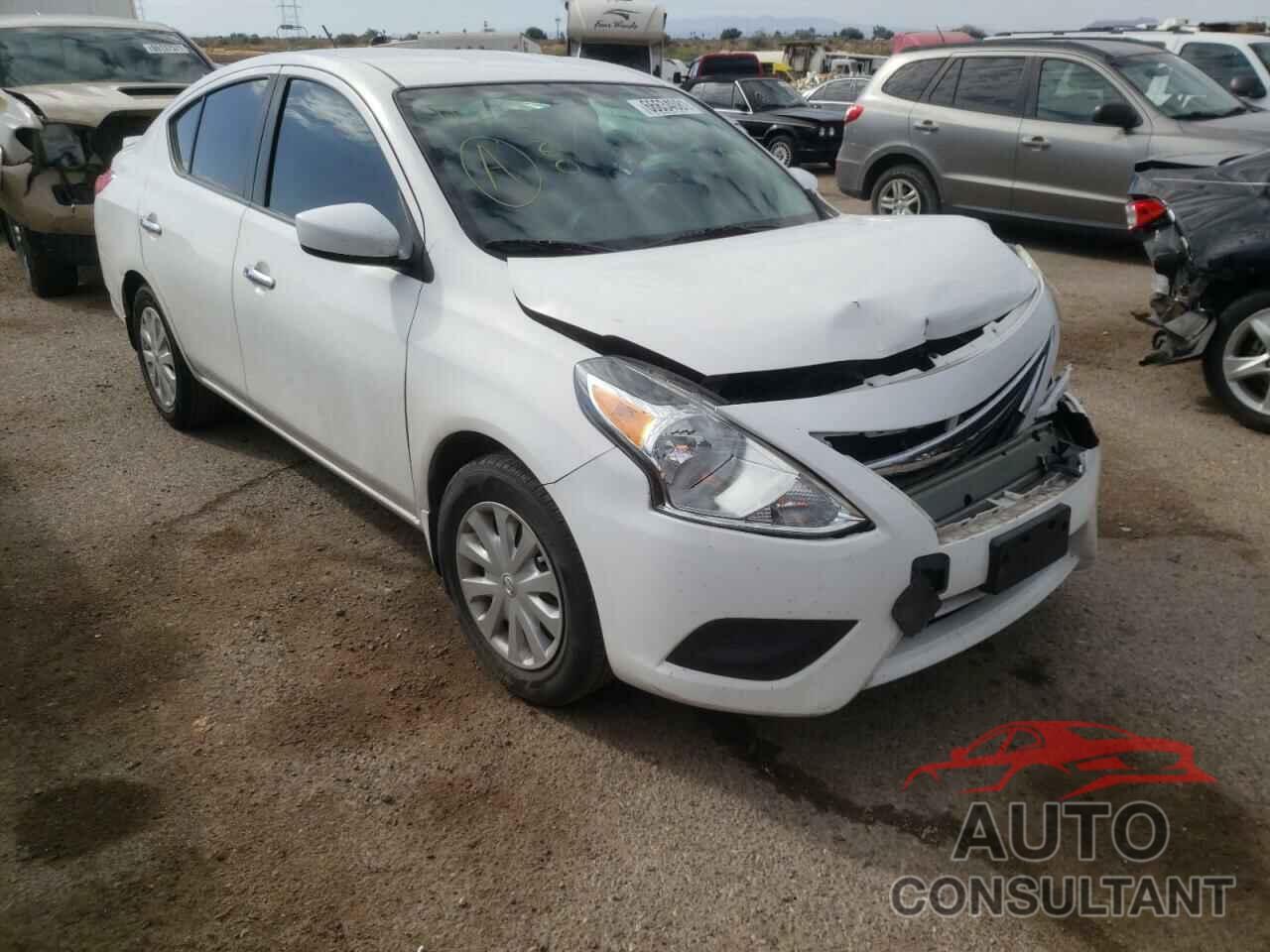 NISSAN VERSA 2017 - 3N1CN7AP4HL824877