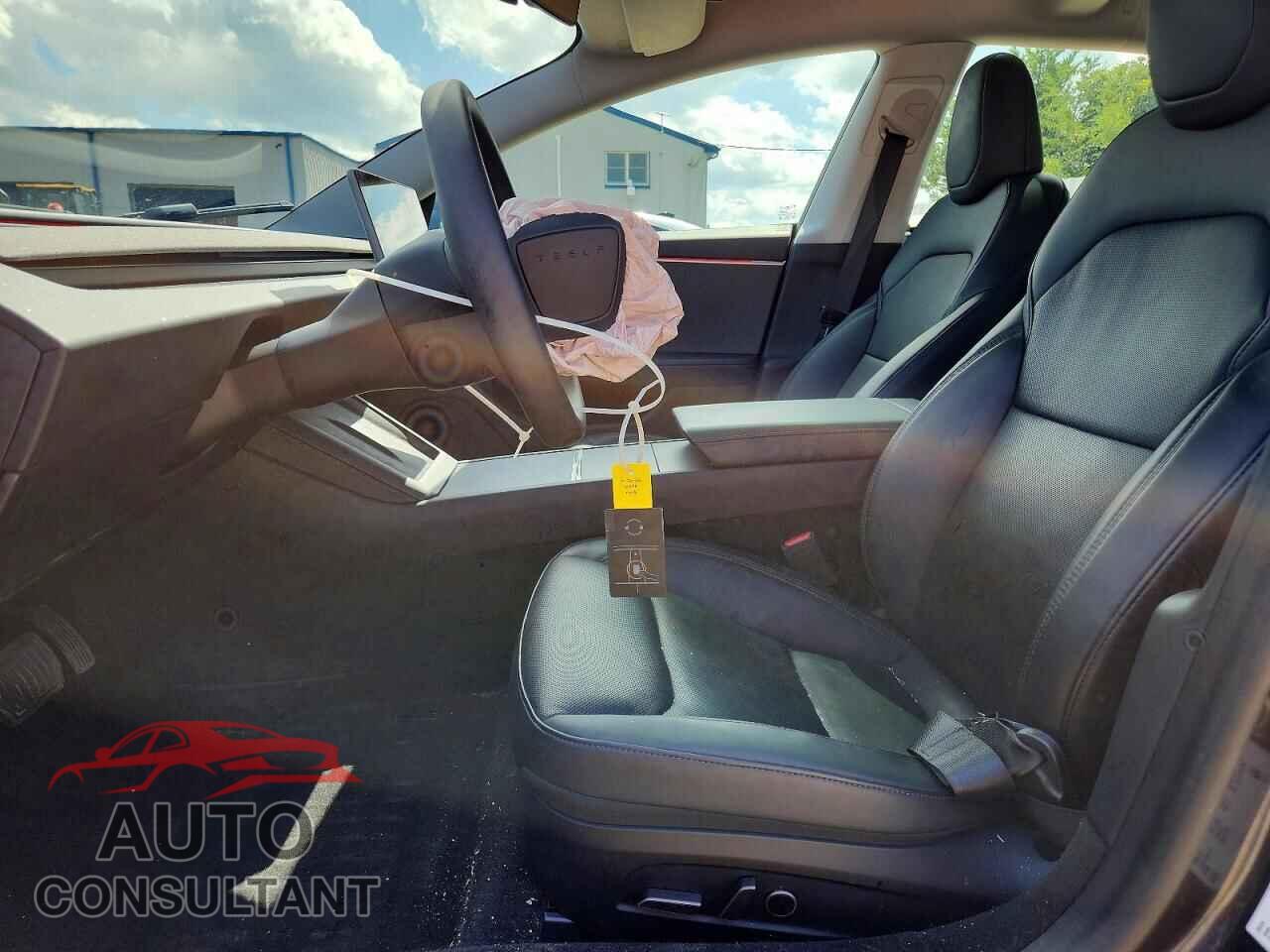 TESLA MODEL 3 2024 - 5YJ3E1EA9RF769469