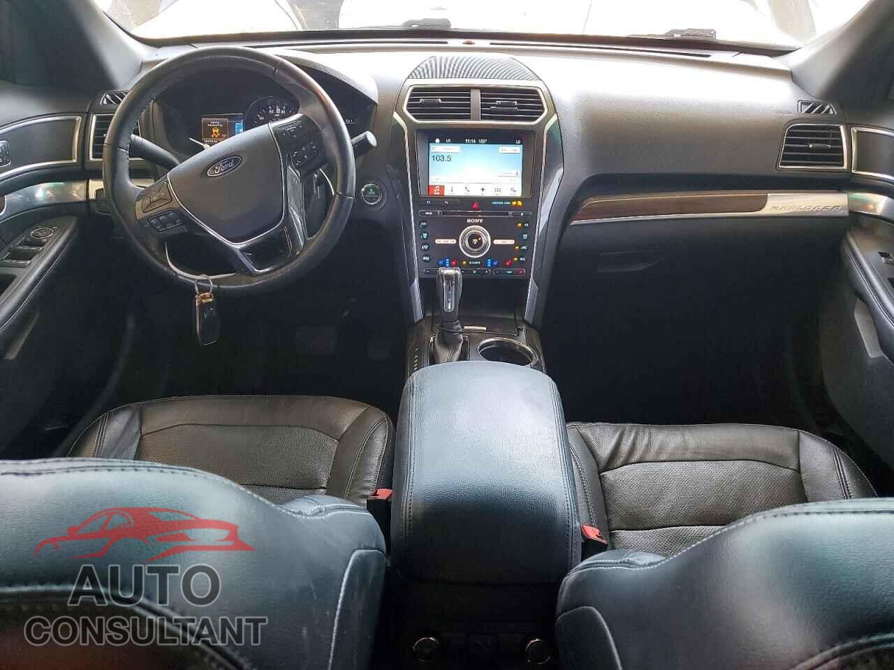 FORD EXPLORER 2017 - 1FM5K7F81HGA11822