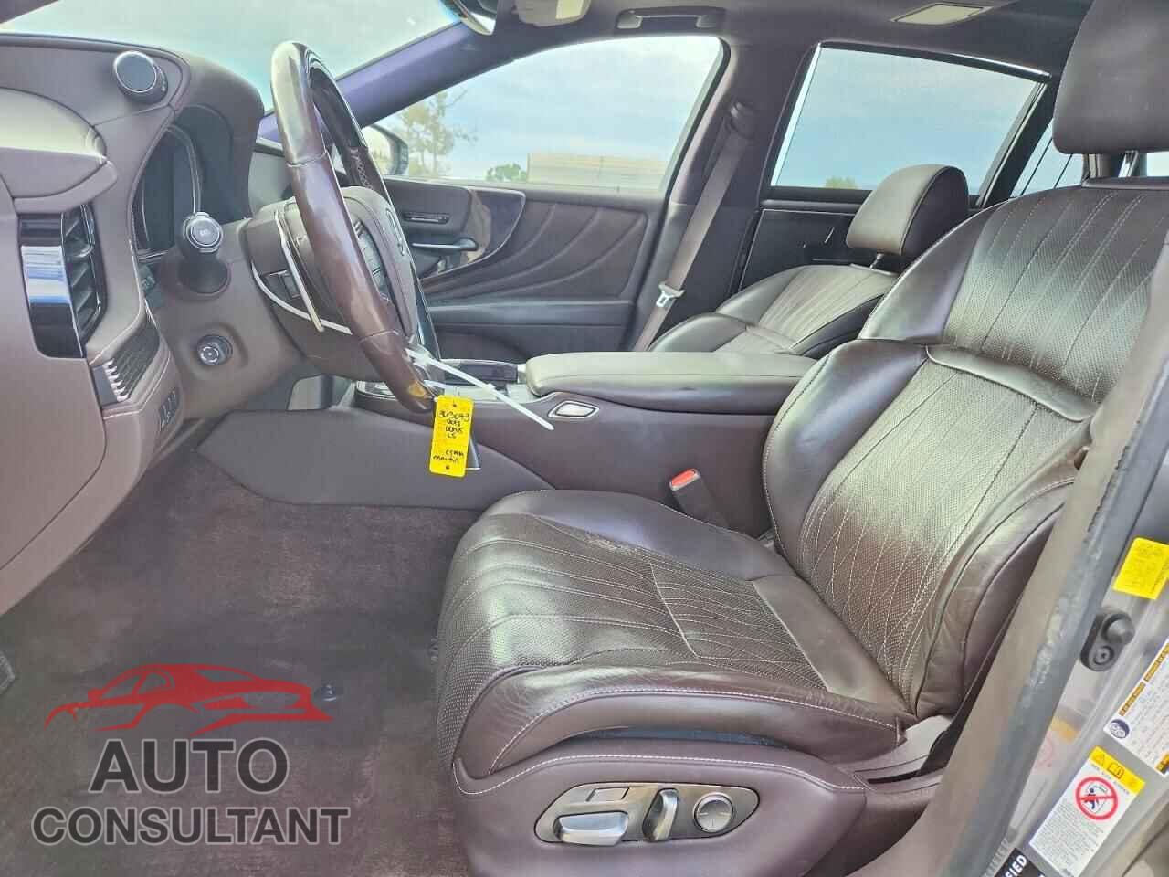 LEXUS LS500 2018 - JTHB5LFF8J5002895