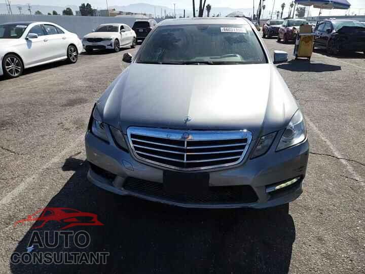 MERCEDES-BENZ E-CLASS 2012 - WDDHF5KB6CA591257
