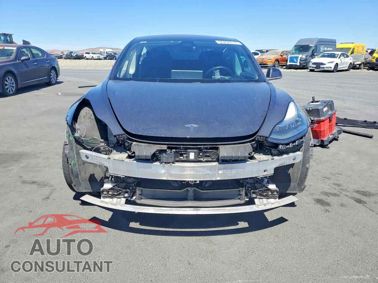 TESLA MODEL 3 2018 - 5YJ3E1EA7JF038205