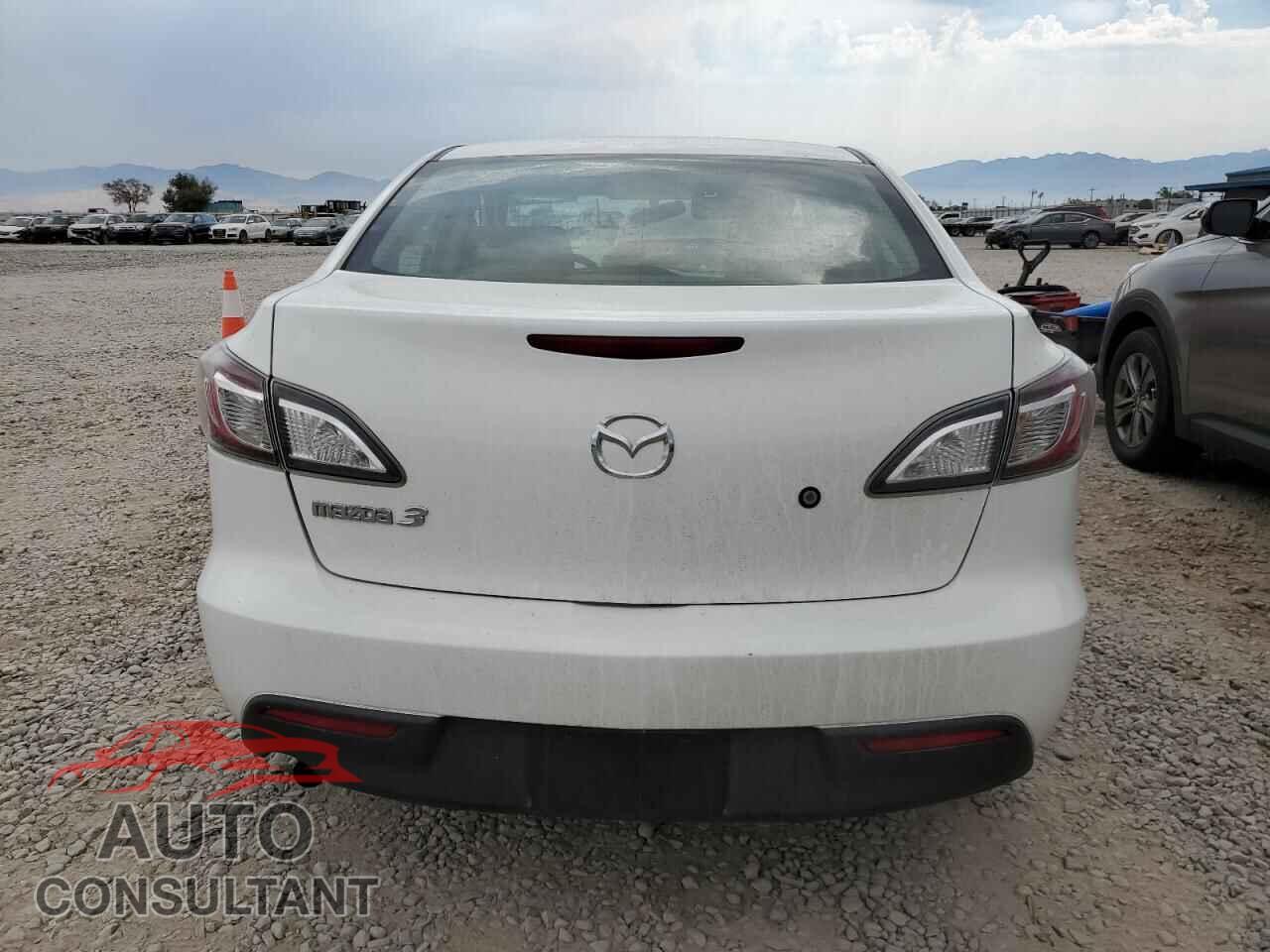 MAZDA 3 2011 - JM1BL1UF8B1387611