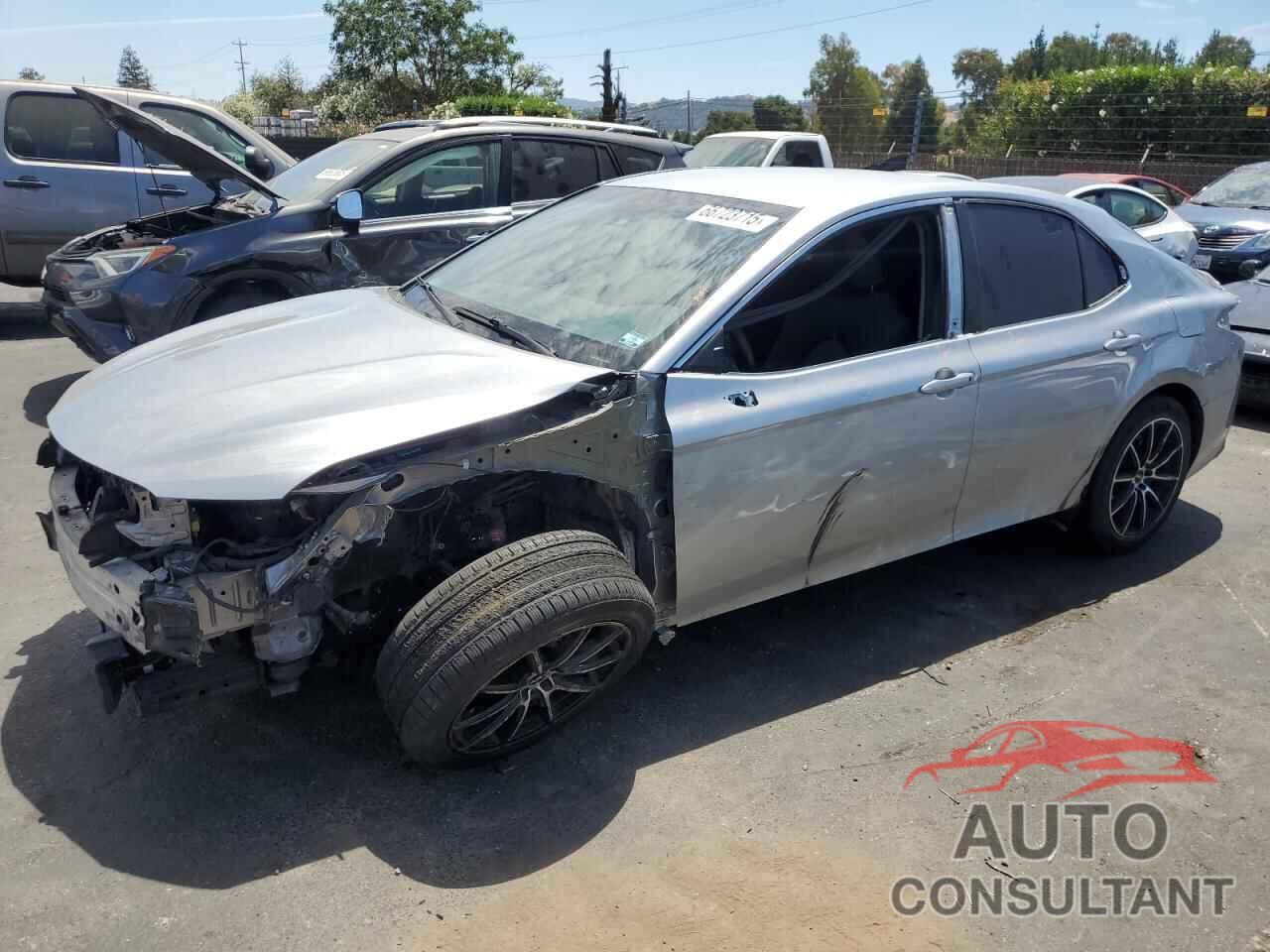 TOYOTA CAMRY 2018 - 4T1B31HKXJU500670