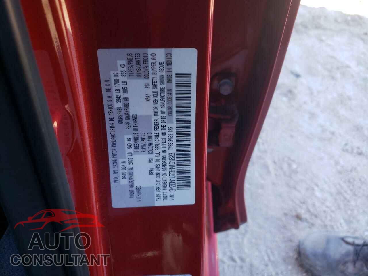MAZDA 3 2017 - 3MZBN1U73HM101823