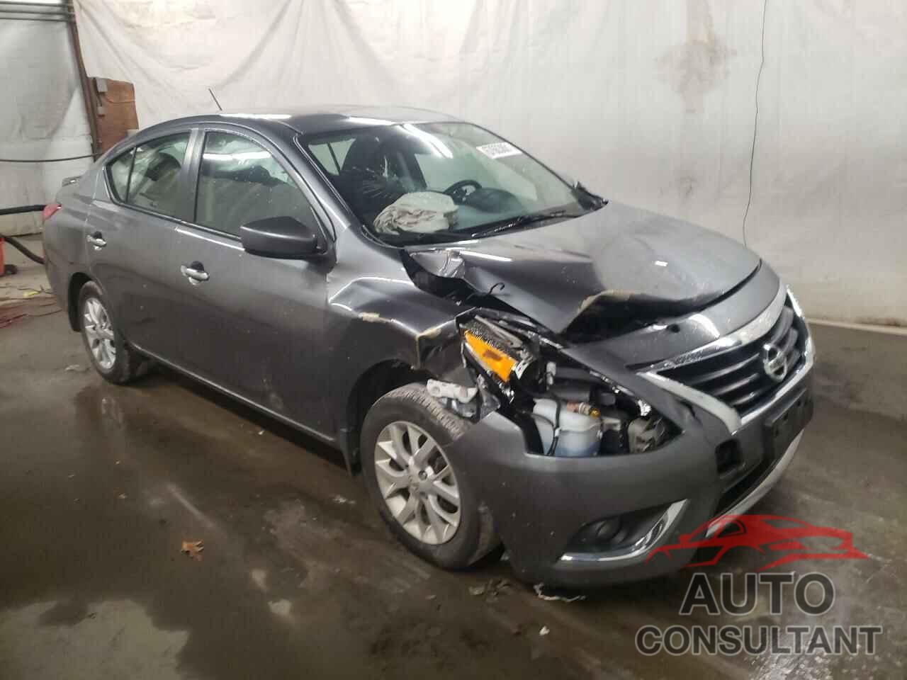 NISSAN VERSA 2018 - 3N1CN7APXJL870008