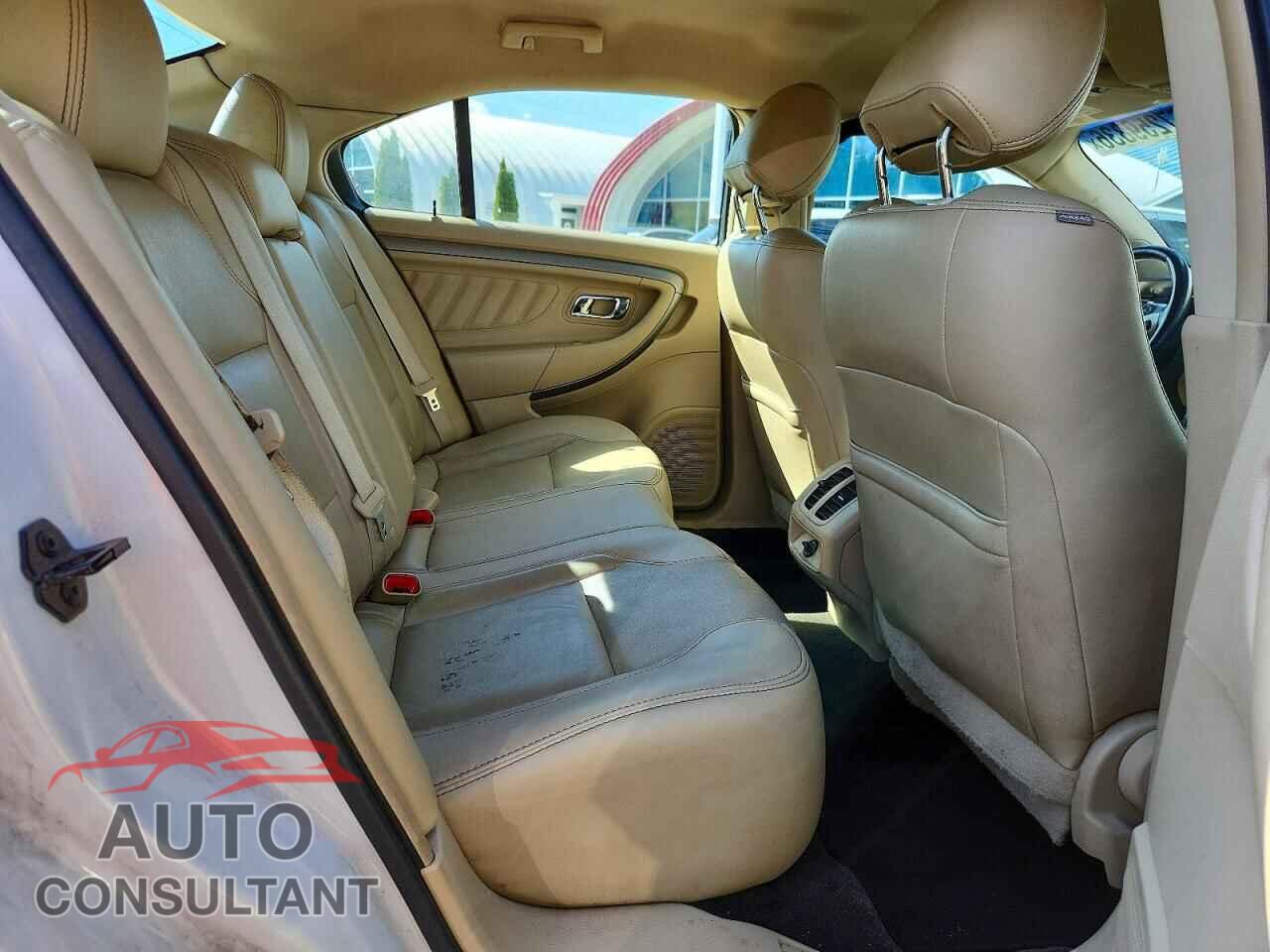 FORD TAURUS 2014 - 1FAHP2E83EG149807