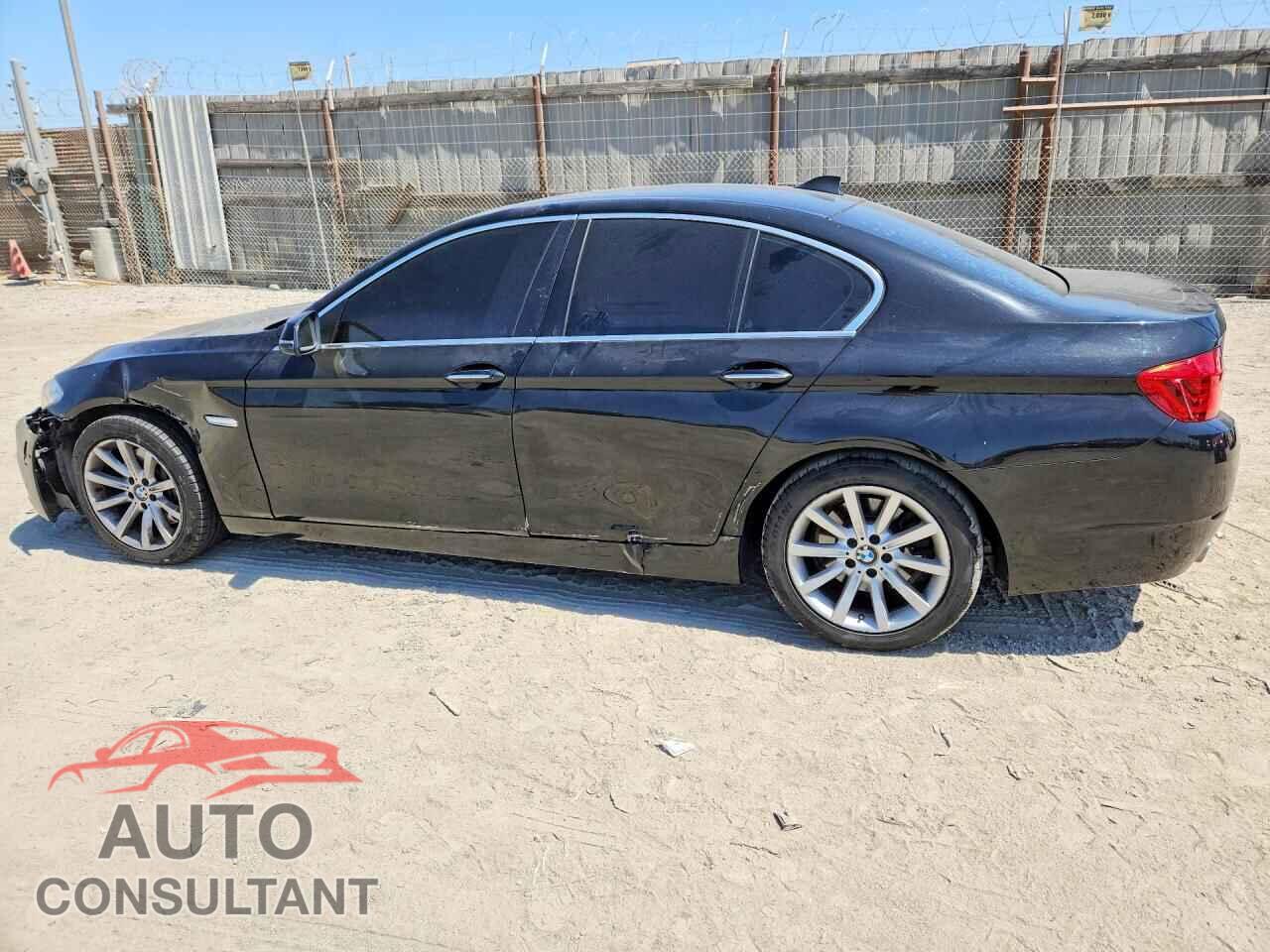 BMW 5 SERIES 2014 - WBA5B1C58ED476989