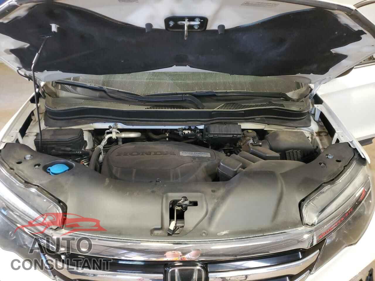 HONDA PILOT 2017 - 5FNYF6H9XHB044317