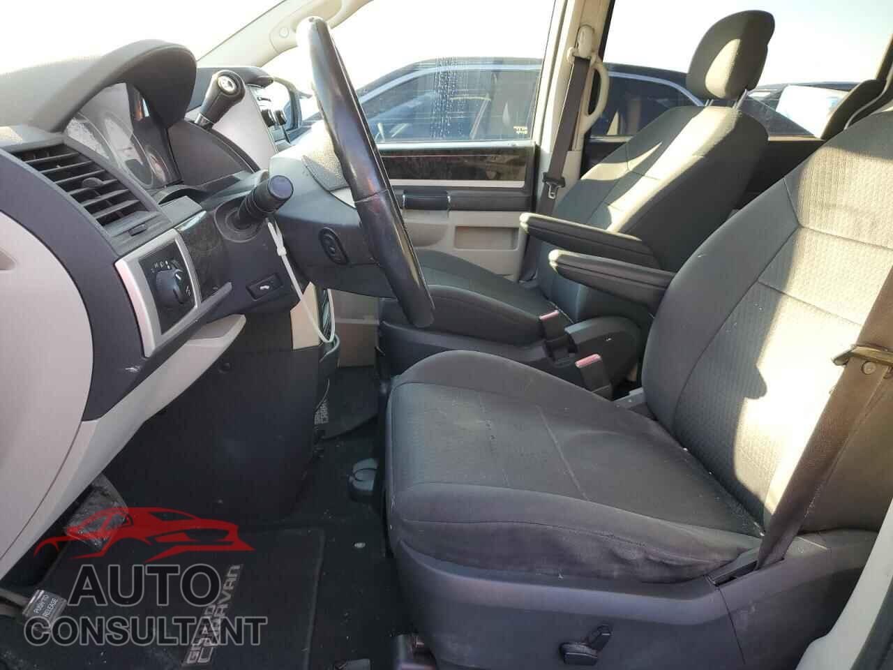 DODGE CARAVAN 2010 - 2D4RN5D15AR458832