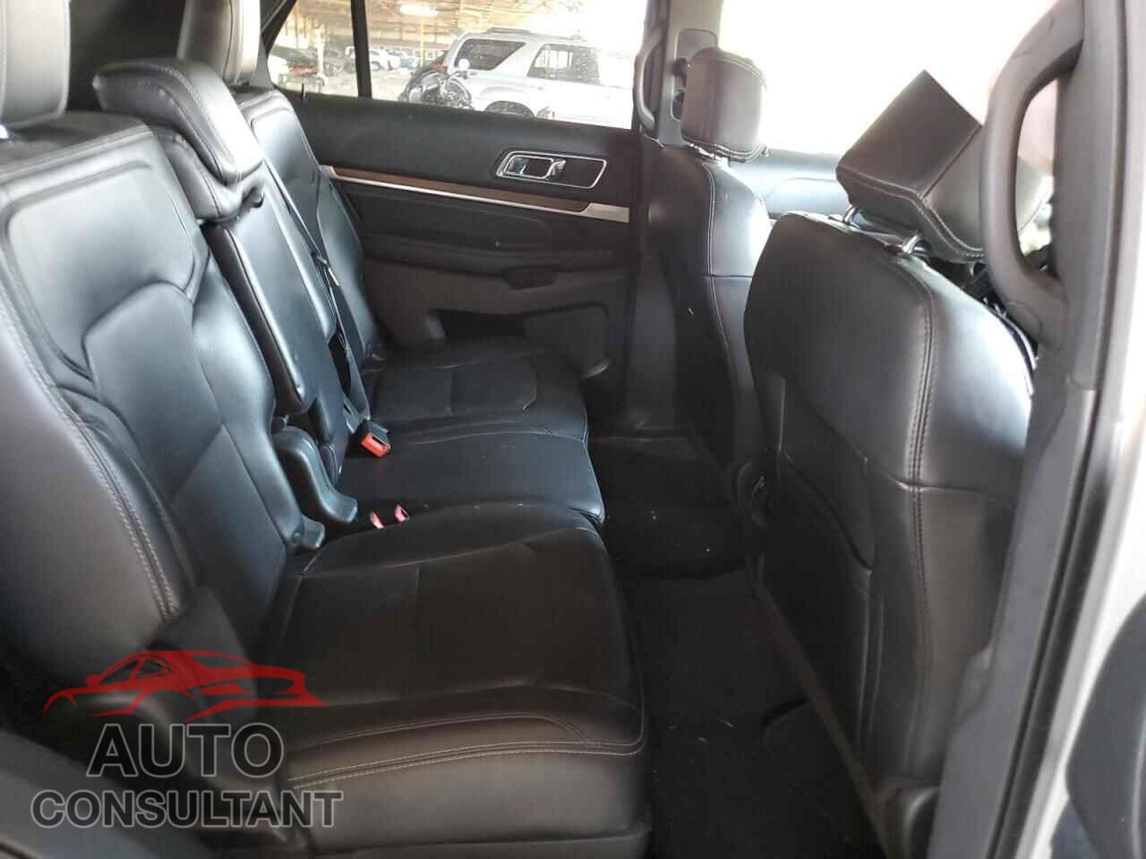 FORD EXPLORER 2017 - 1FM5K8F82HGC27197