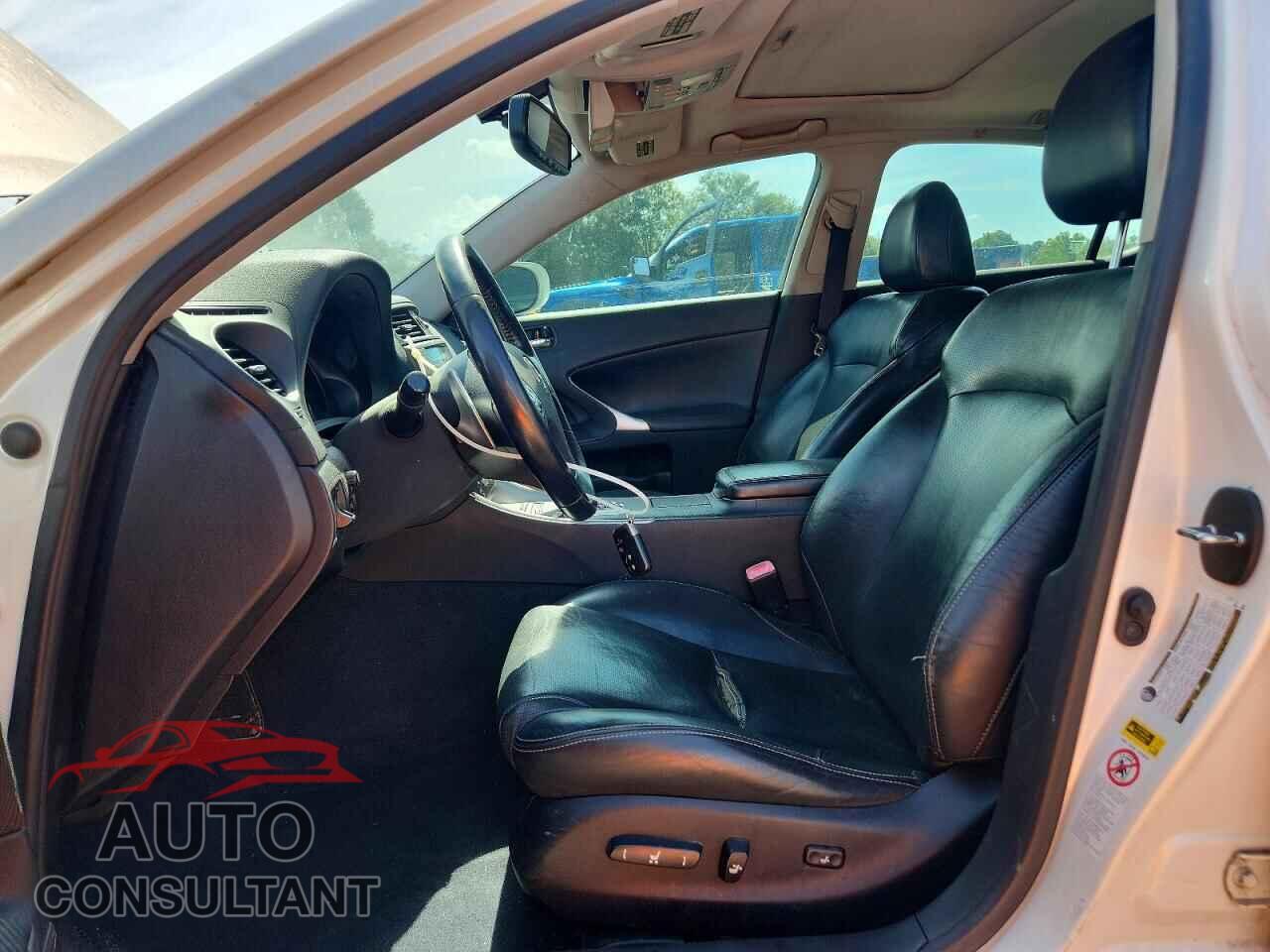 LEXUS IS 2010 - JTHBF5C26A5109664