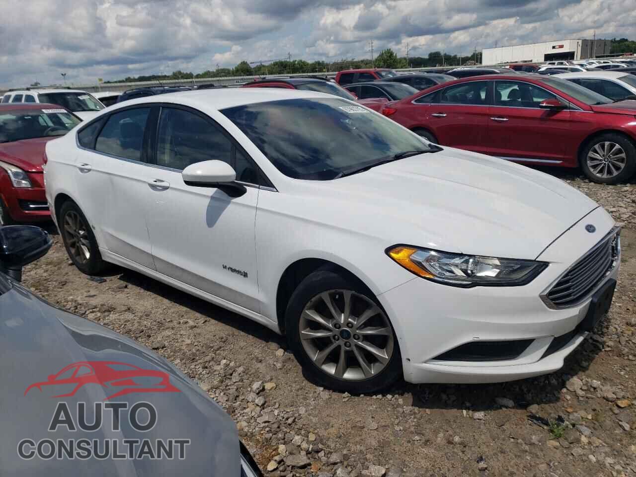 FORD FUSION 2017 - 3FA6P0LU7HR344575