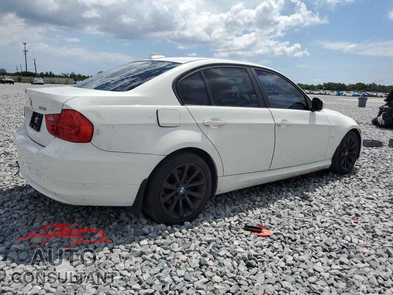BMW 3 SERIES 2011 - WBAPH7C58BE851599