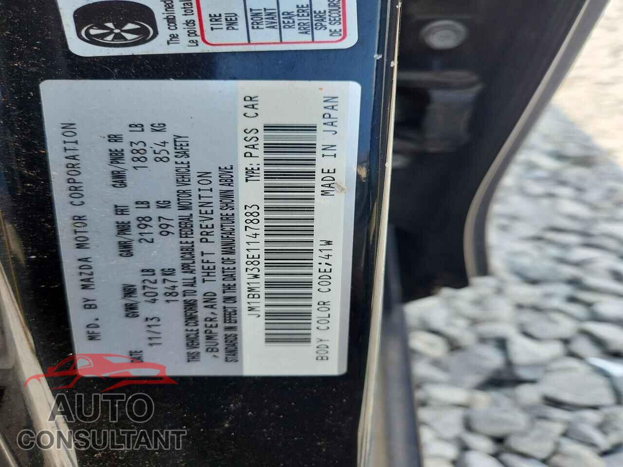 MAZDA 3 2014 - JM1BM1W38E1147883