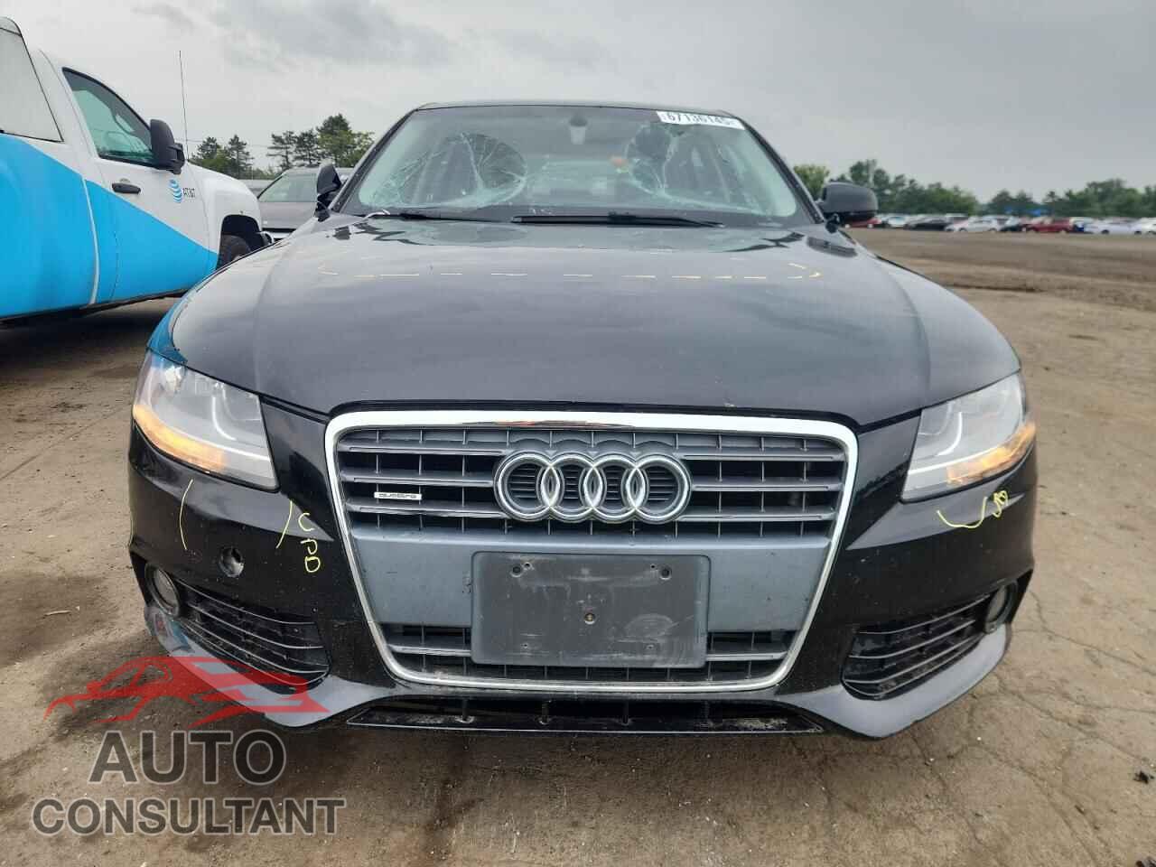 AUDI A4 2012 - WAUBFAFL0CA087554