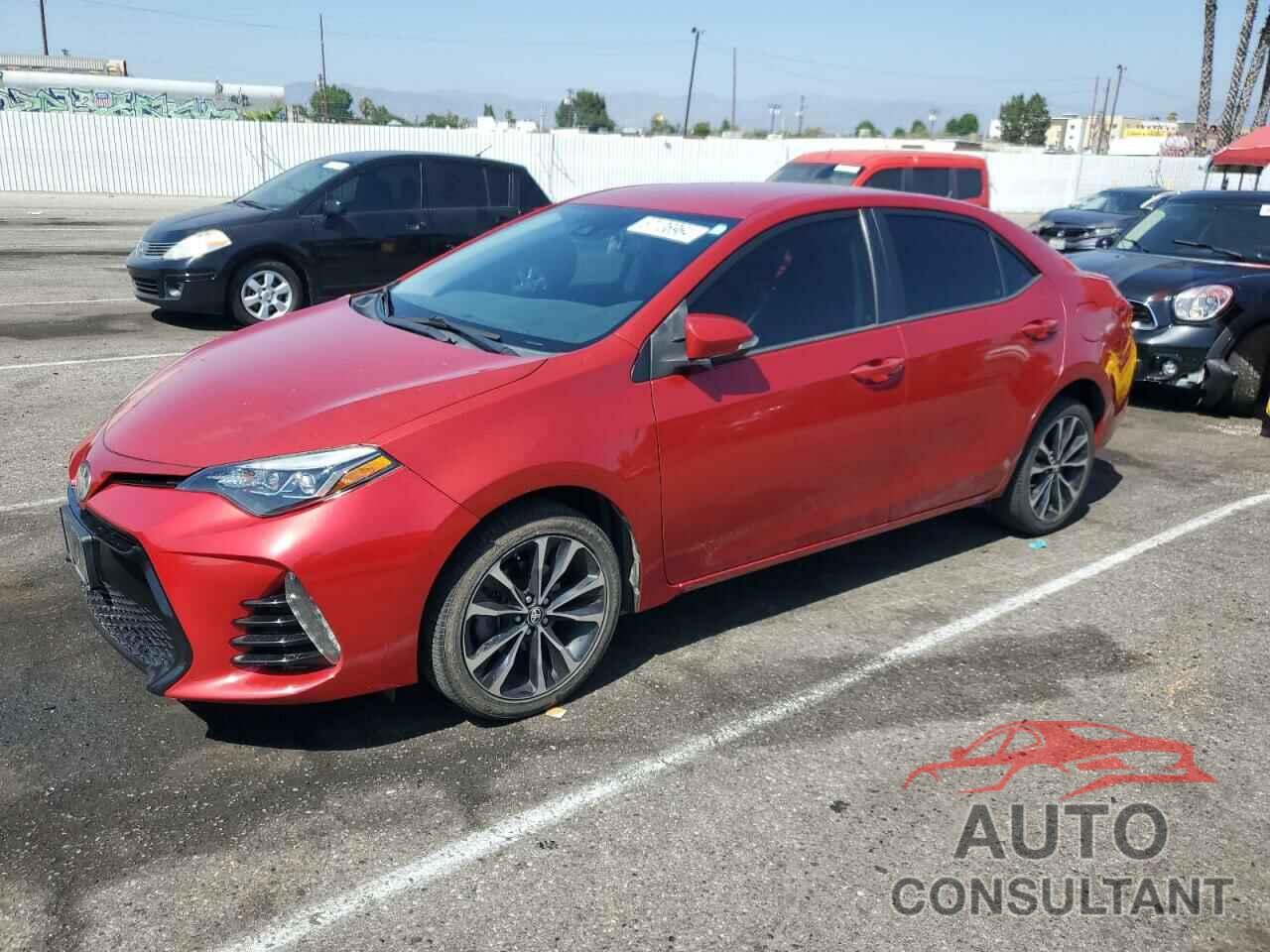 TOYOTA COROLLA 2018 - 5YFBURHE5JP802889