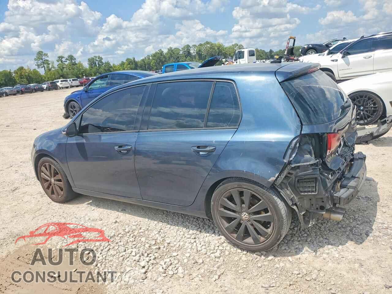 VOLKSWAGEN GOLF 2013 - WVWDM7AJ0DW036084