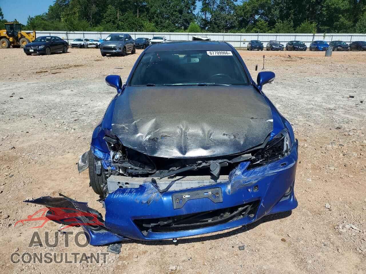 LEXUS IS 2011 - JTHBE5C23B5026438