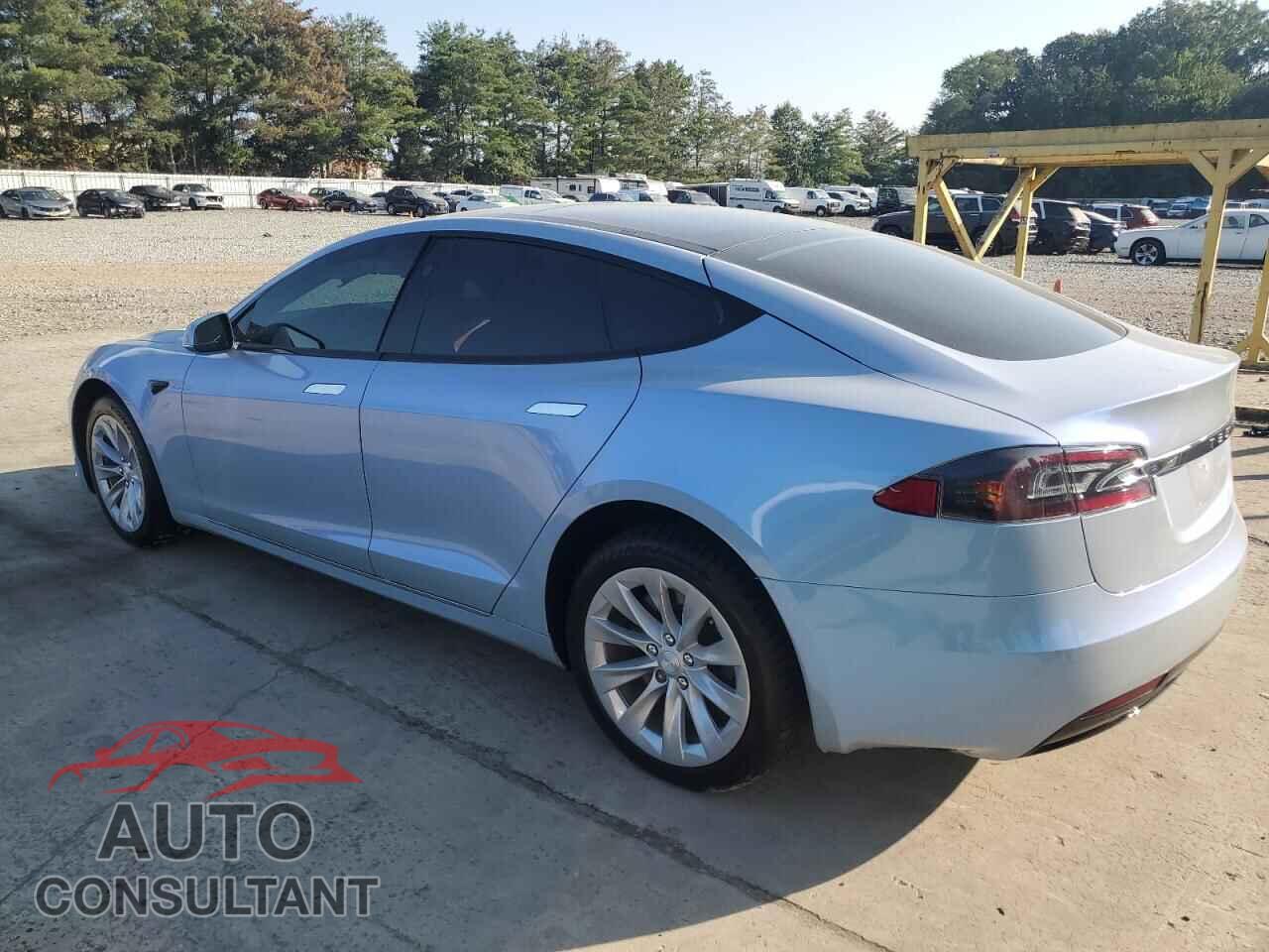 TESLA MODEL S 2018 - 5YJSA1E24JF272673