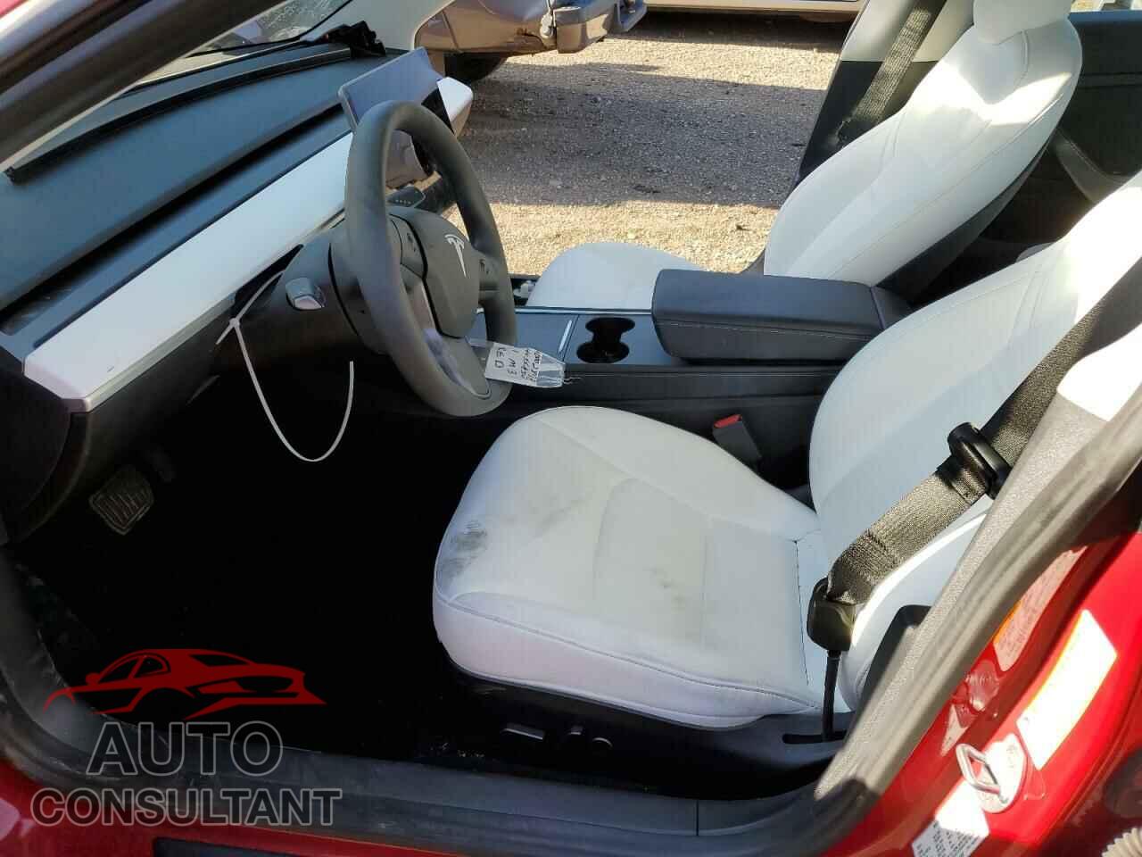 TESLA MODEL 3 2021 - 5YJ3E1EA4MF081582