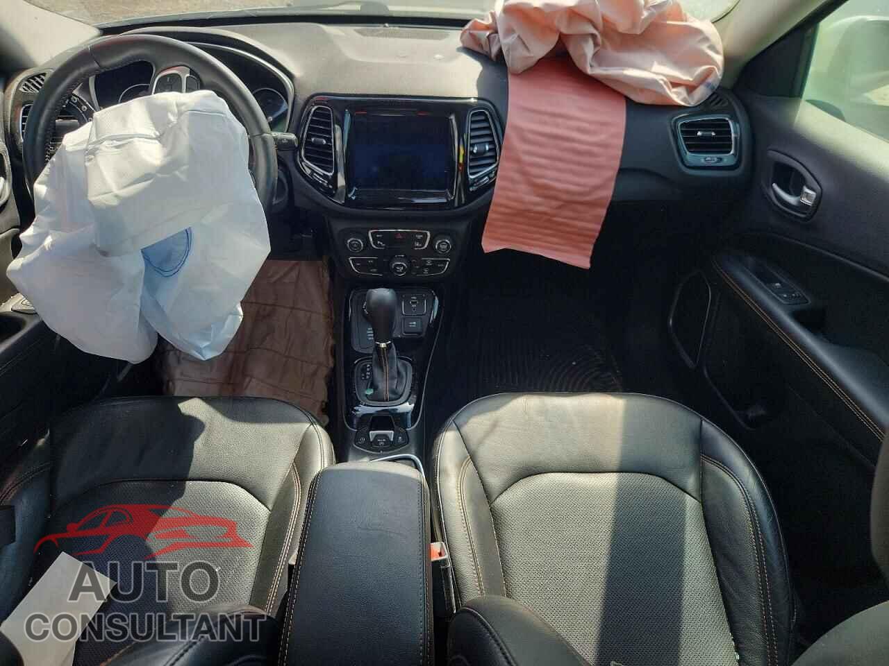 JEEP COMPASS 2017 - 3C4NJDCB7HT656685