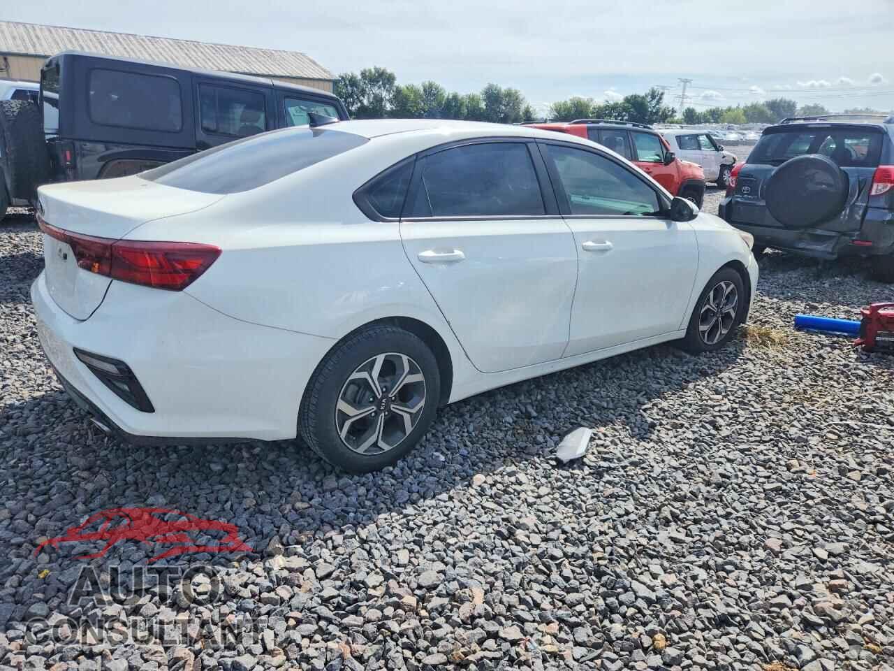 KIA FORTE 2019 - 3KPF24AD5KE057334