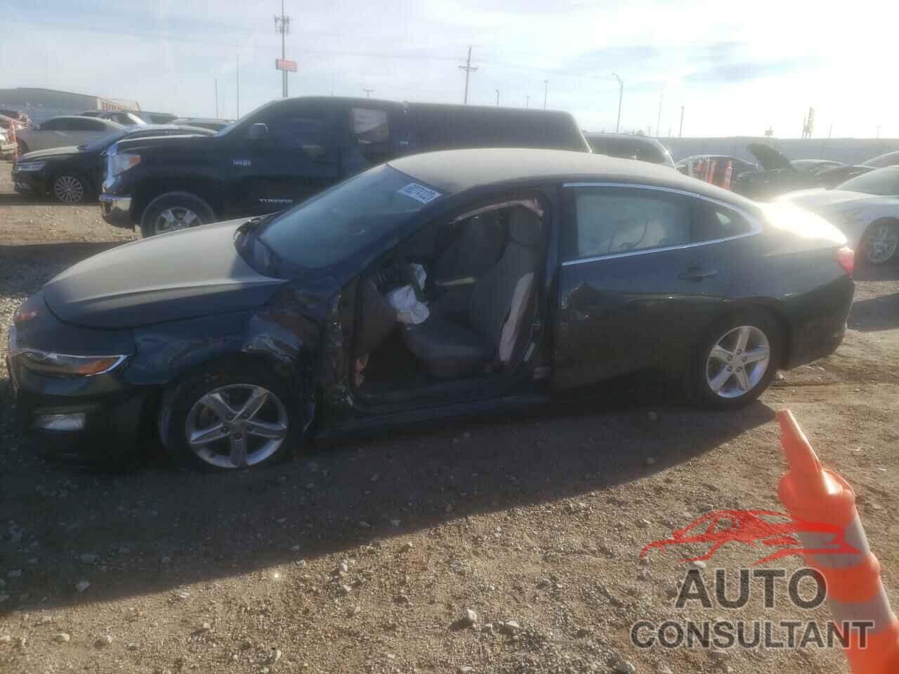 CHEVROLET MALIBU 2021 - 1G1ZB5ST1MF058555