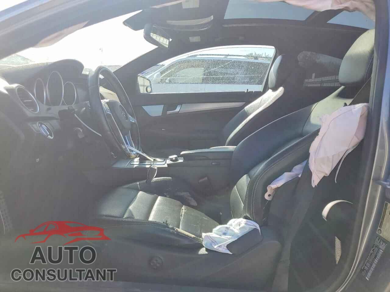 MERCEDES-BENZ C-CLASS 2012 - WDDGJ4HBXCF748688