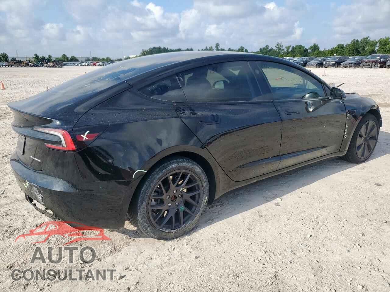 TESLA MODEL 3 2024 - 5YJ3E1EB4RF734699