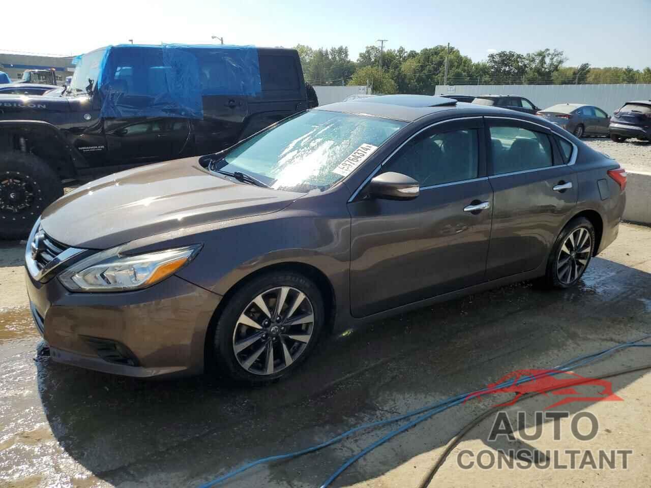 NISSAN ALTIMA 2017 - 1N4AL3AP3HC203229