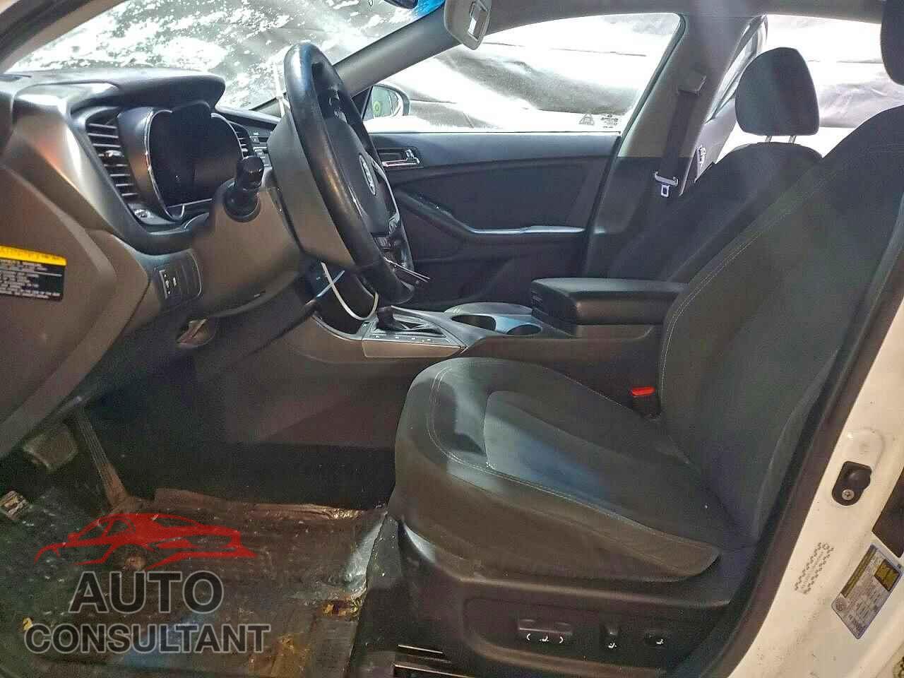 KIA OPTIMA 2012 - KNAGM4AD7C5020195