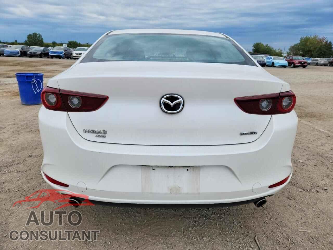 MAZDA 3 2022 - JM1BPBCL8N1505596