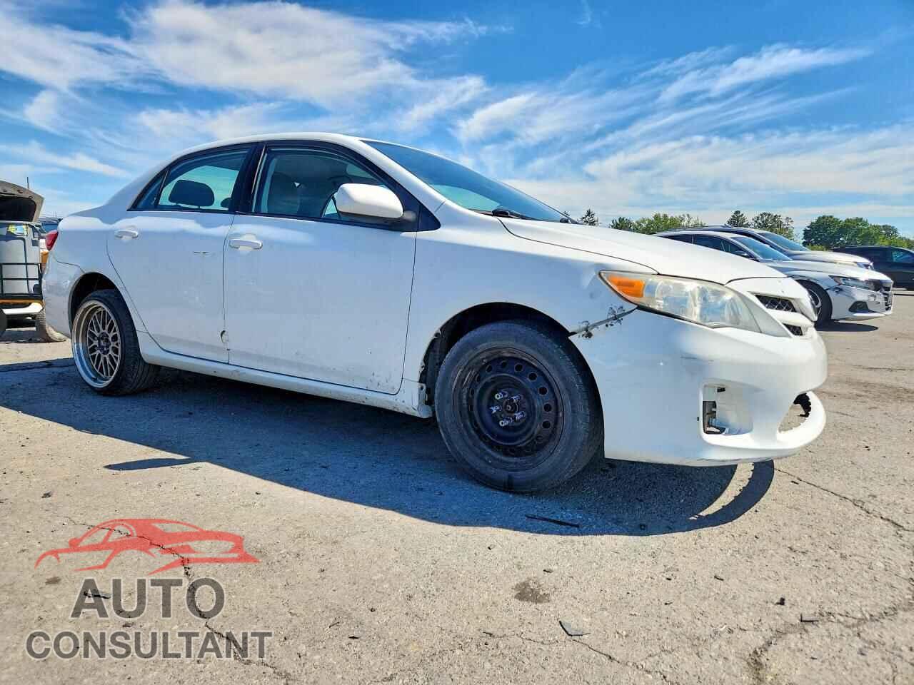 TOYOTA COROLLA 2012 - 2T1BU4EEXCC884855