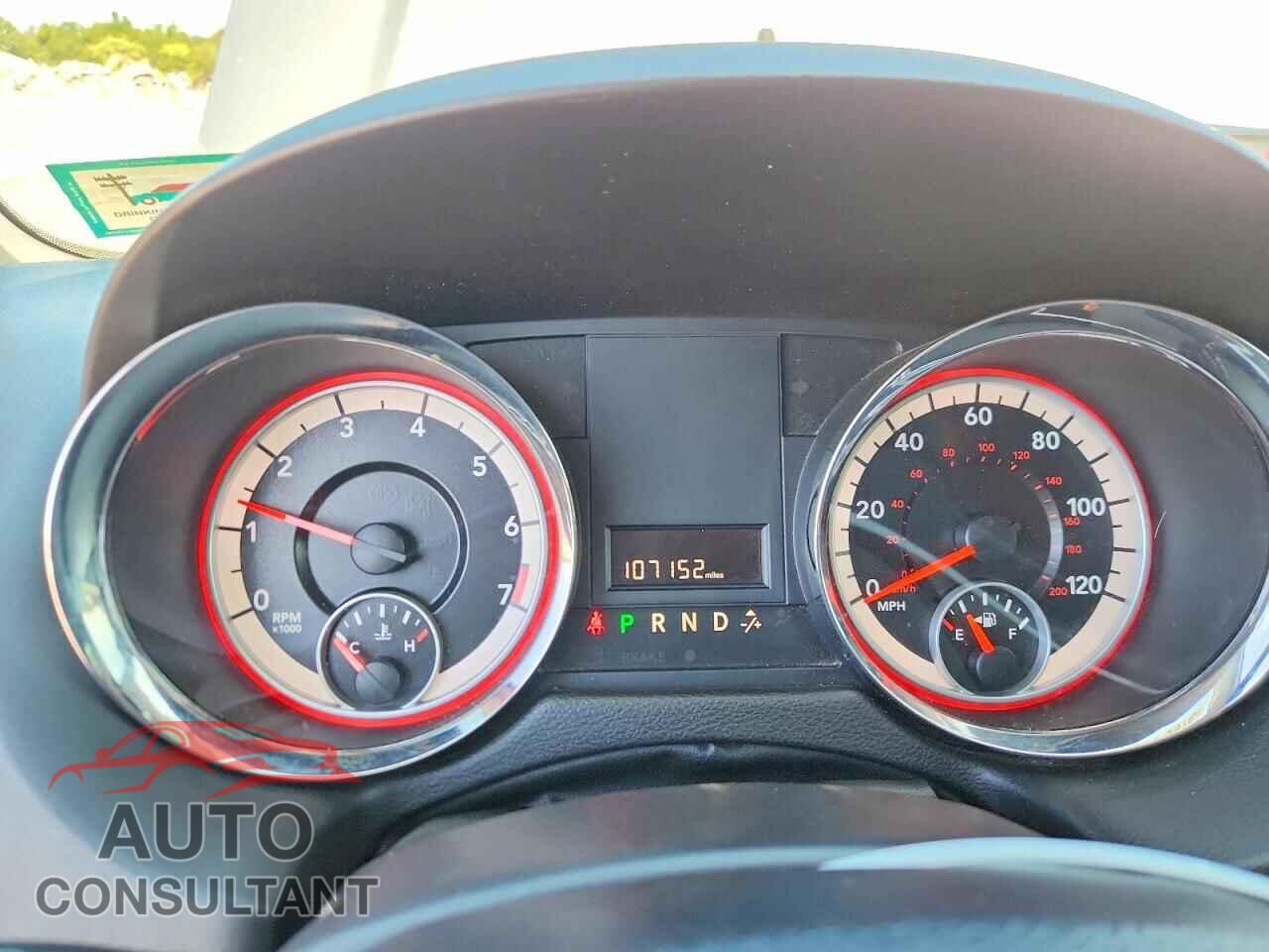 DODGE CARAVAN 2013 - 2C4RDGBG0DR615237