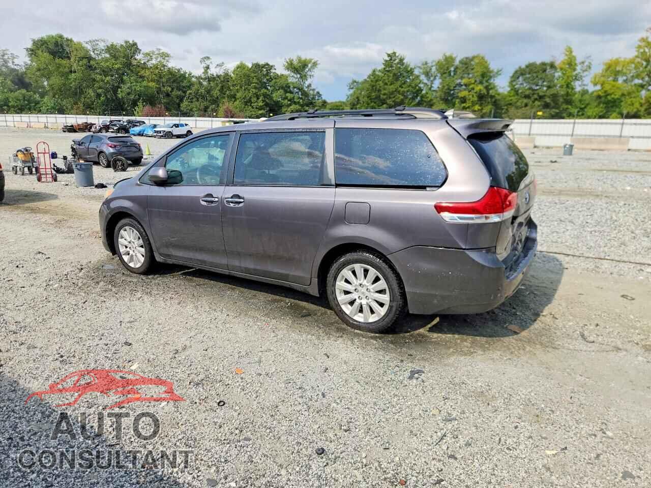 TOYOTA SIENNA 2012 - 5TDDK3DC3CS048286