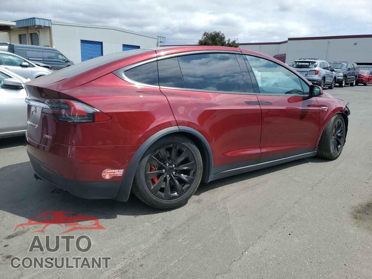 TESLA MODEL X 2016 - 5YJXCAE43GFS00583