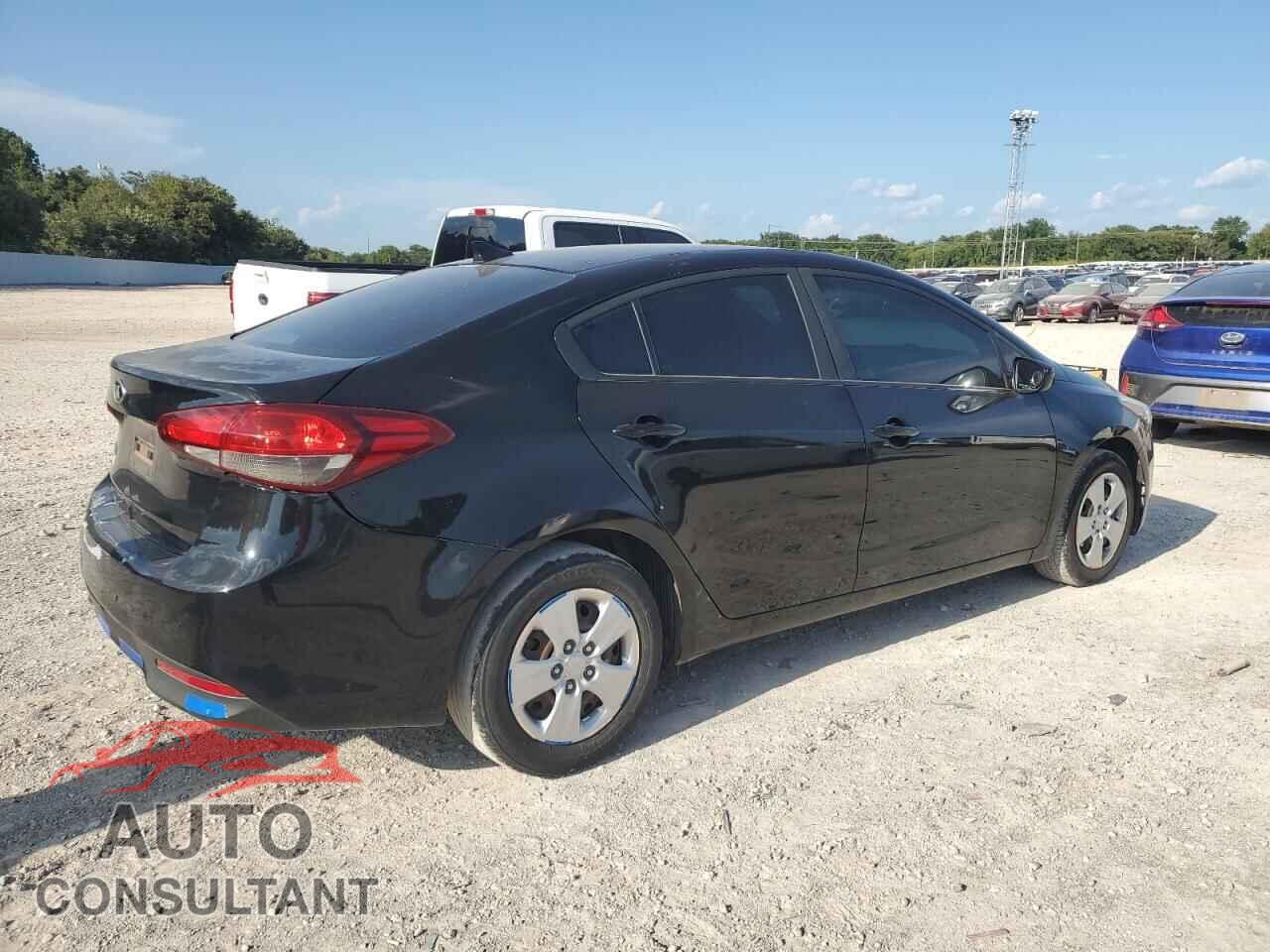 KIA FORTE 2017 - 3KPFK4A75HE136411