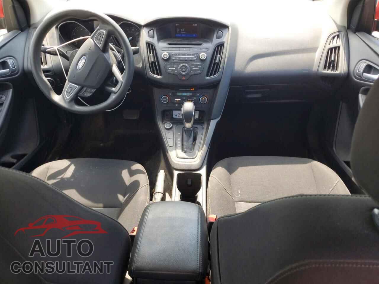 FORD FOCUS 2017 - 1FADP3FE9HL213627