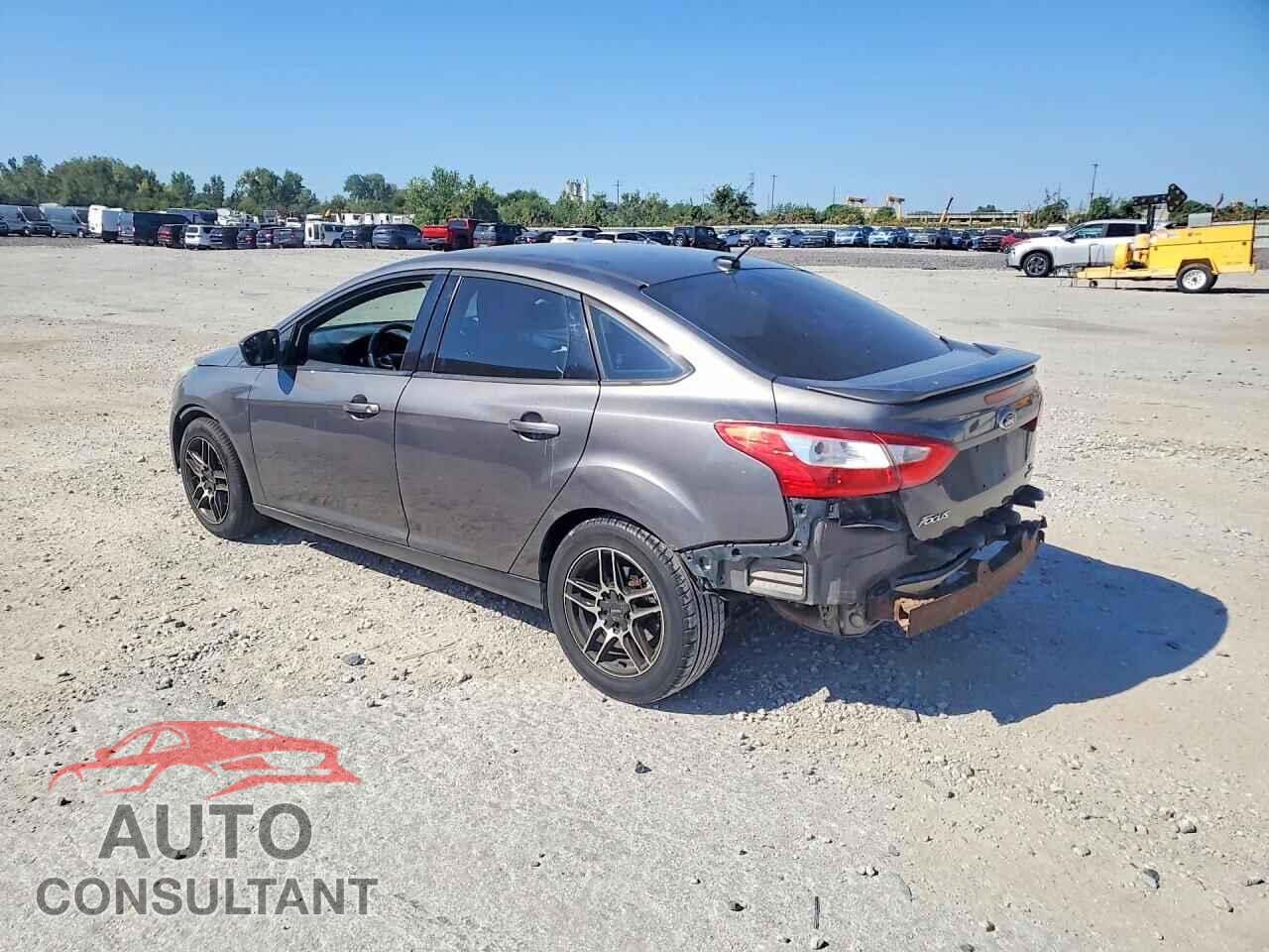 FORD FOCUS 2012 - 1FAHP3F28CL435432