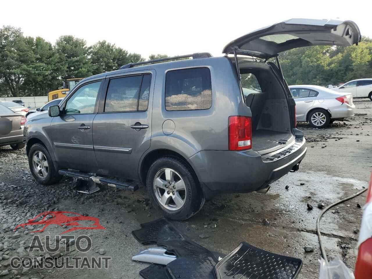 HONDA PILOT 2011 - 5FNYF4H73BB051698