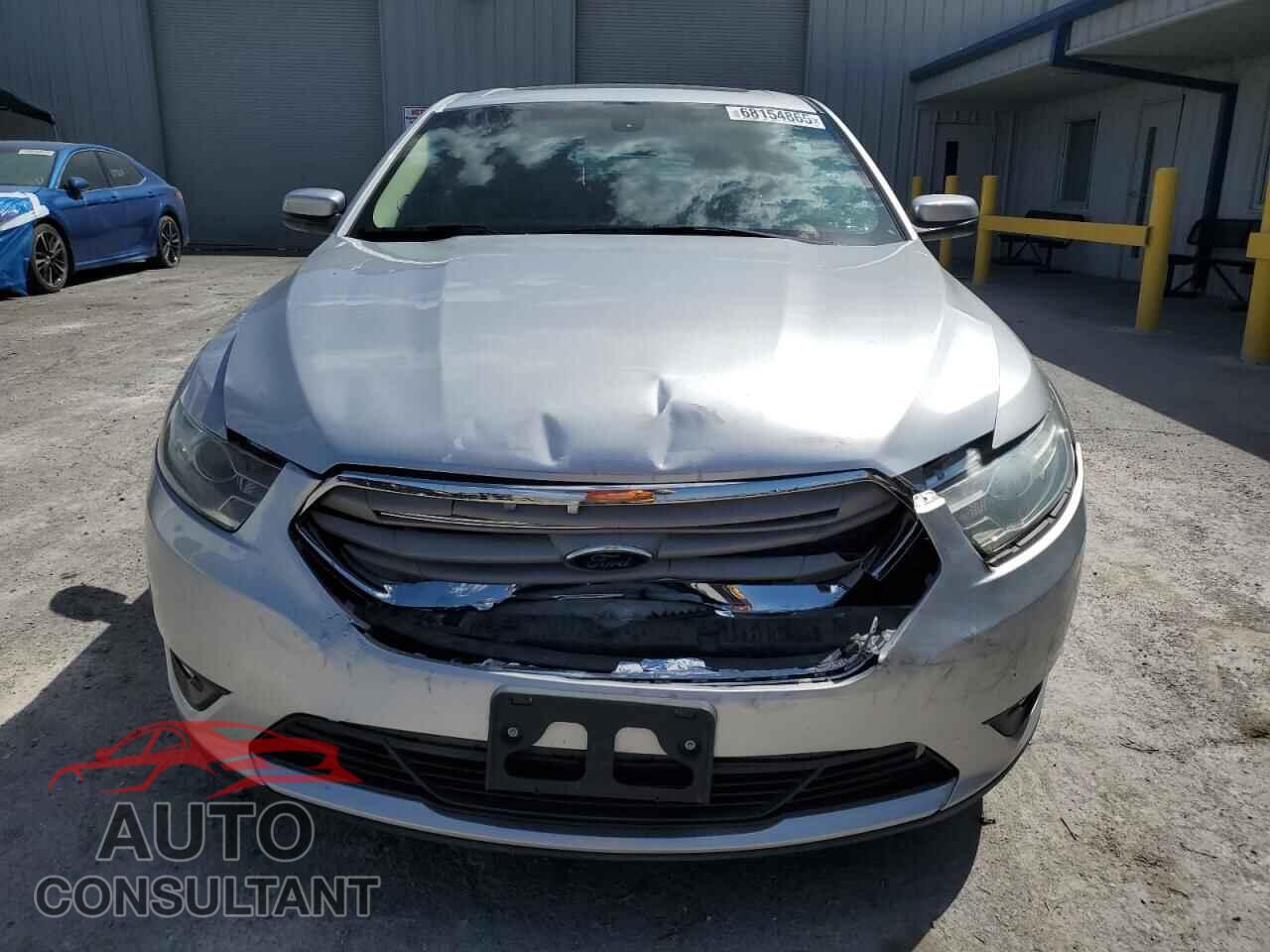 FORD TAURUS 2013 - 1FAHP2E81DG192900