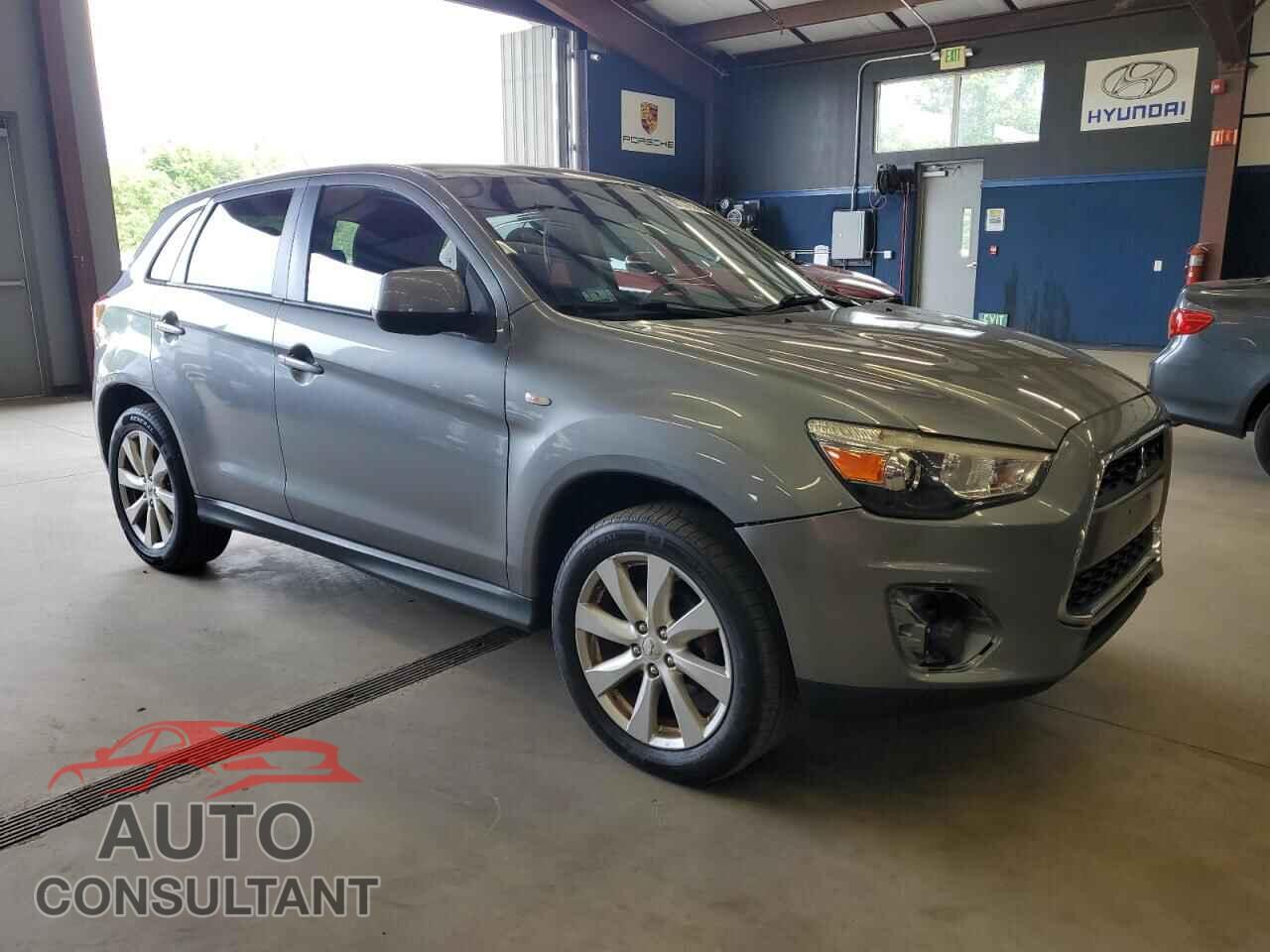 MITSUBISHI OUTLANDER 2013 - 4A4AR3AU3DE013727