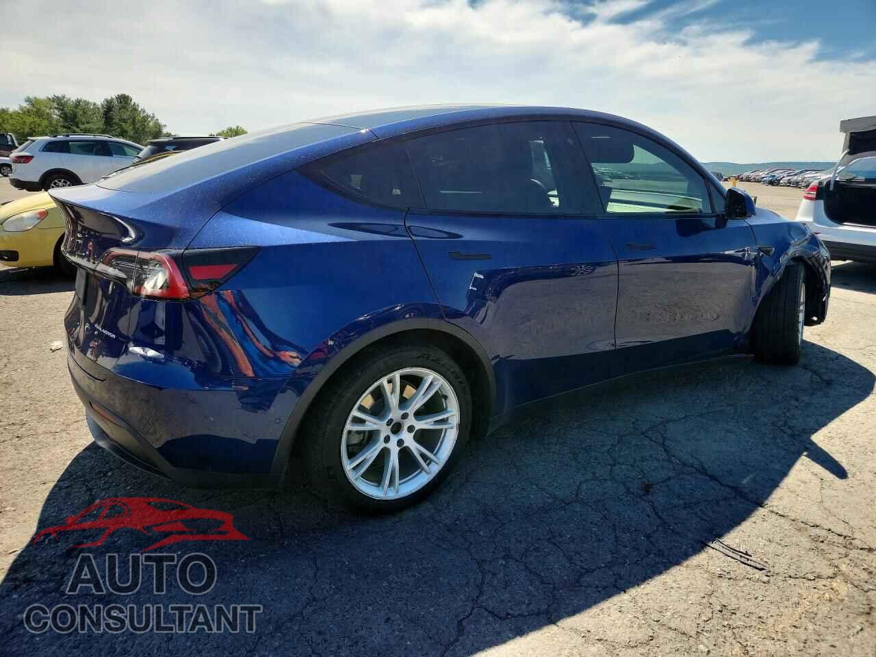 TESLA MODEL Y 2020 - 5YJYGDEEXLF043132