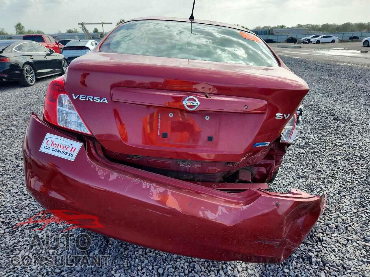NISSAN VERSA 2012 - 3N1CN7AP7CL906448