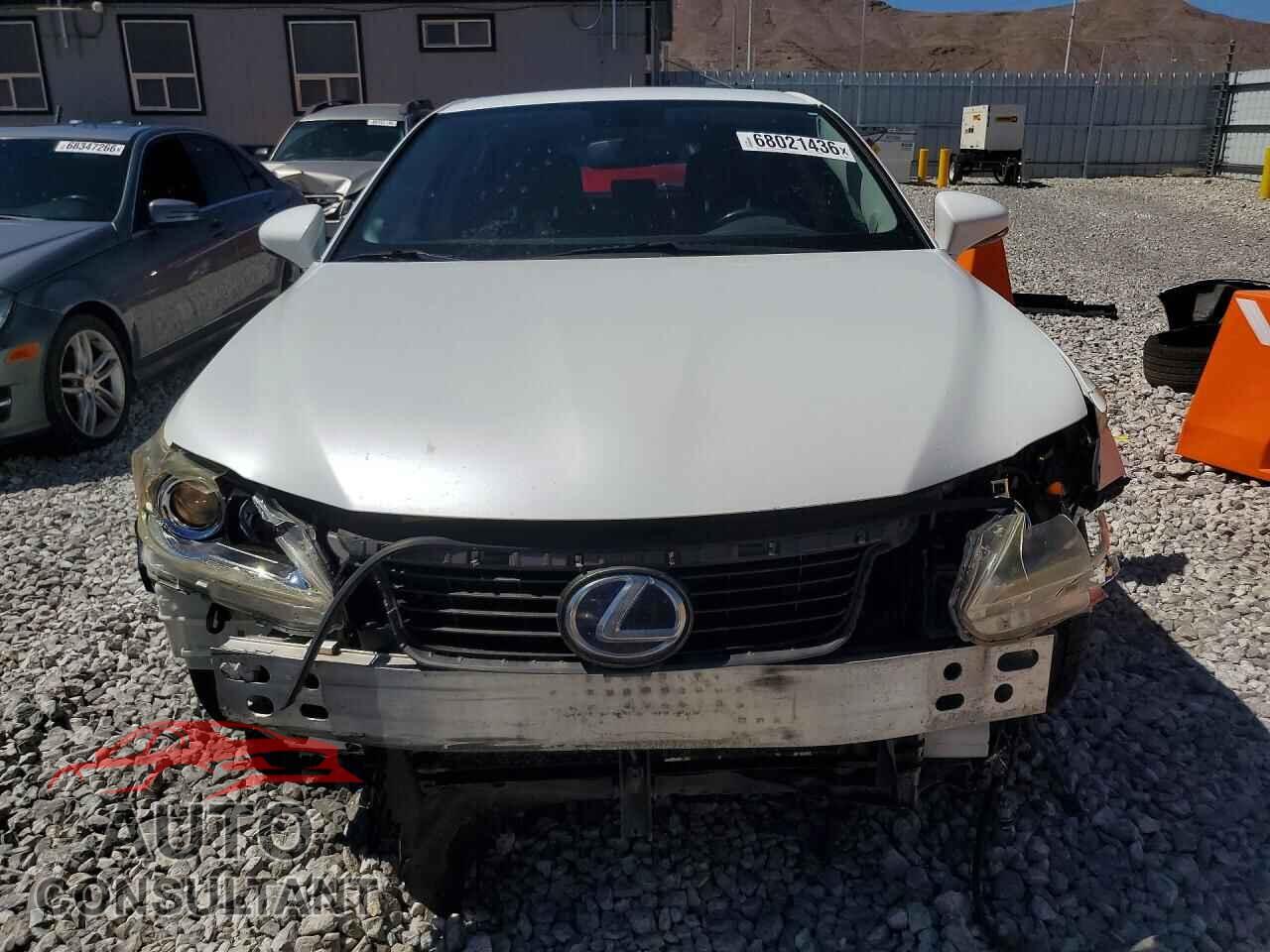 LEXUS CT 200 2013 - JTHKD5BH2D2156031