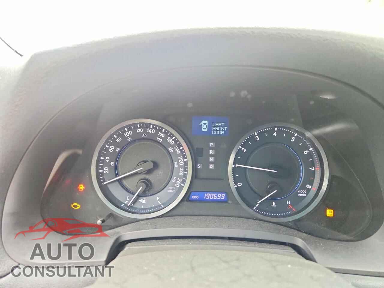 LEXUS IS 2011 - JTHCF5C26B2035122